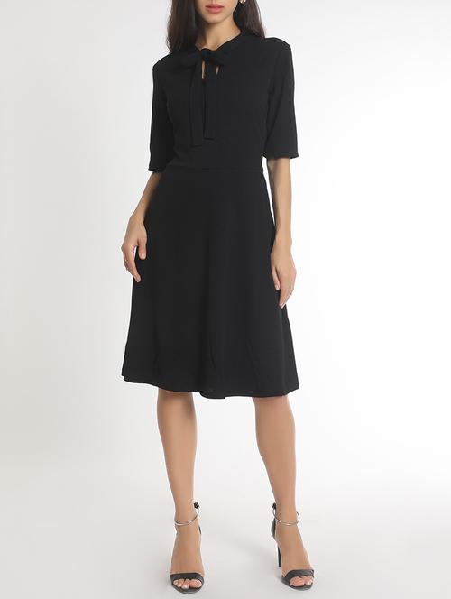 black a line dress - 14418208 - Very Small Image - 1
