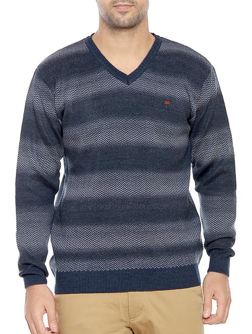 blue acrylic pullover - 14435976 - Very Small Image - 1