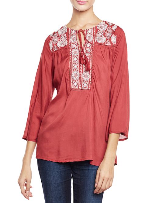 maroon regular top - 14438484 - Very Small Image - 1