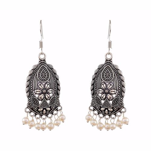 white metal drop earrings - 14517331 - Very Small Image - 1
