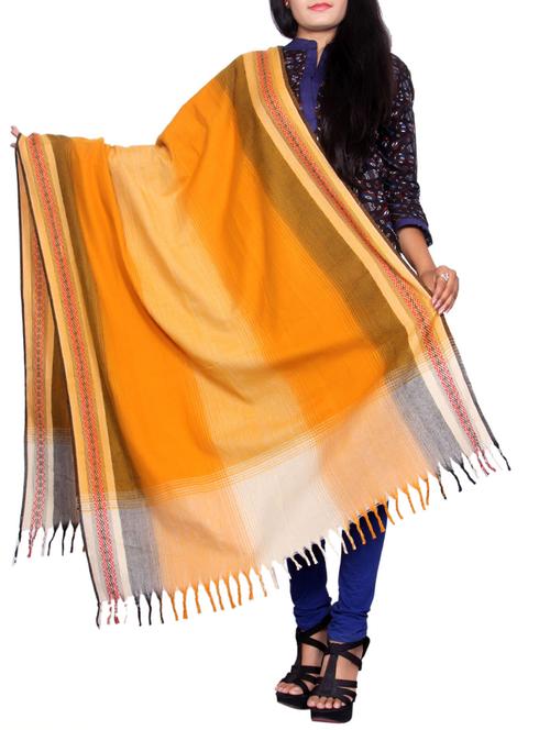 yellow woolen shawl - 14550046 - Very Small Image - 1