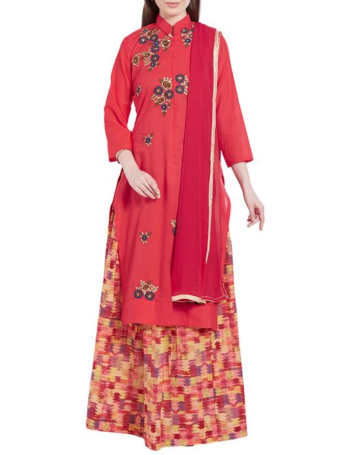 red semi-stitched skirt suit - 14556447 - Very Small Image - 1
