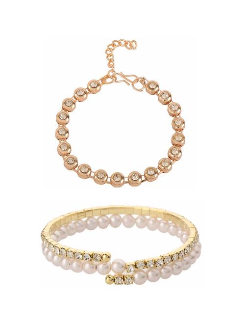 gold metal bracelet - 14735558 - Very Small Image - 1