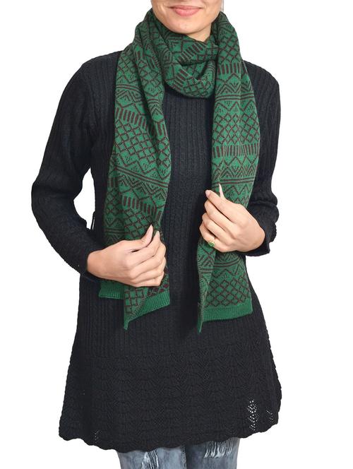 green woolen muffler - 14756473 - Very Small Image - 1