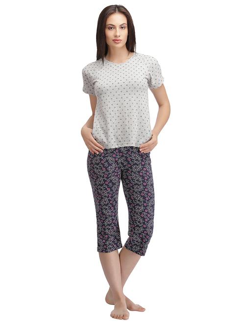multi colored nightwear capri set - 14760430 - Very Small Image - 1