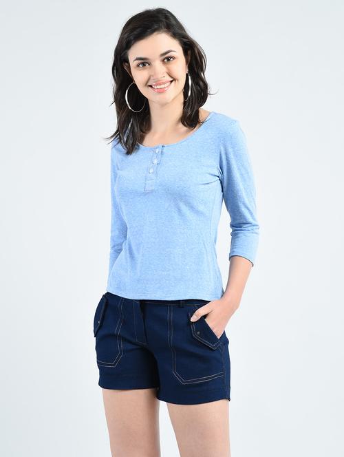 blue buttoned round neck t-shirt - 14778973 - Very Small Image - 1