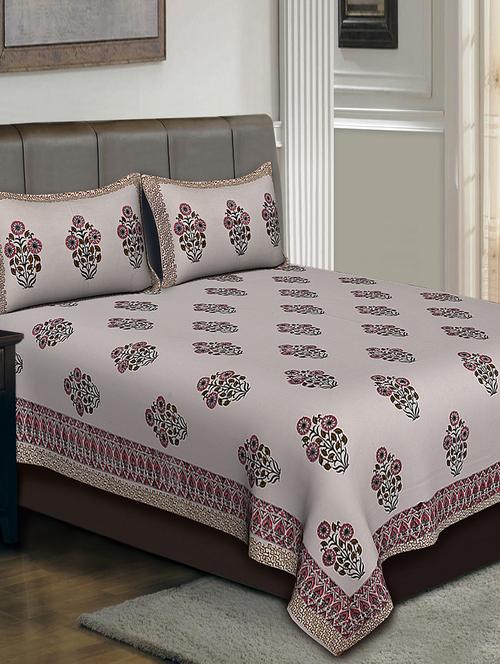hand block cotton double bedsheet with 2 pillow covers - 14798450 - Very Small Image - 1