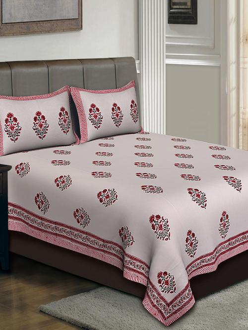hand block cotton double bedsheet with 2 pillow covers - 14798452 - Very Small Image - 1
