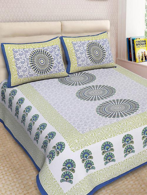cotton printed double bedsheet with 2 pillow covers - 14893430 - Very Small Image - 1