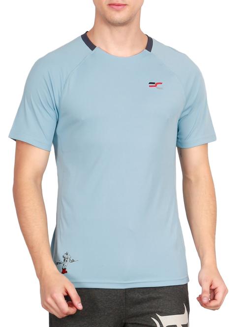 light blue polyester t-shirt - 14964177 - Very Small Image - 1