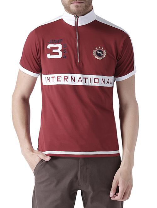 red polyester t-shirt - 14989191 - Very Small Image - 1