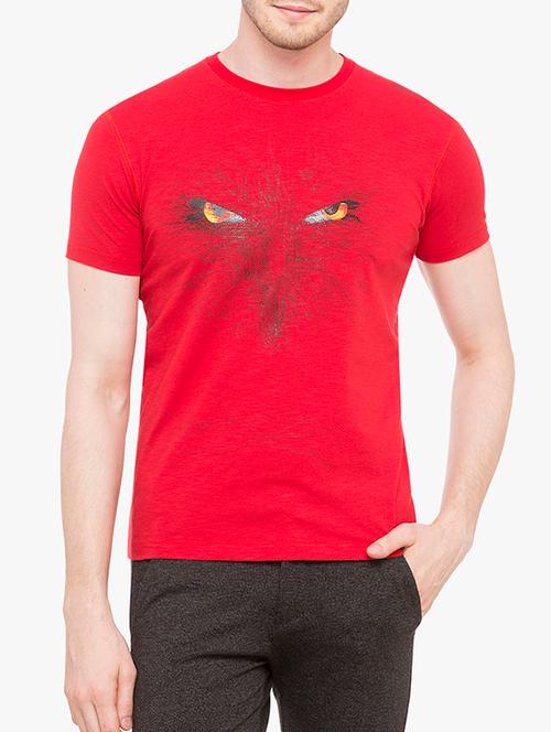 red cotton blend chest print t-shirt - 15017275 - Very Small Image - 1