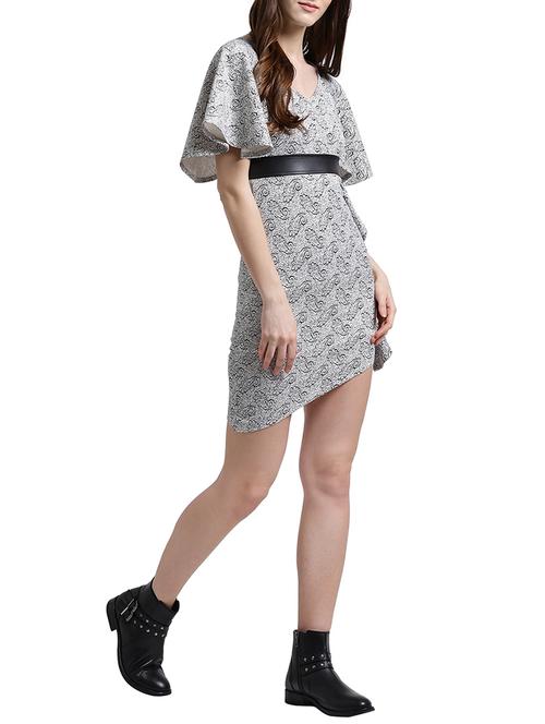 flutter sleeved paisley sheath dress - 15019182 - Very Small Image - 1