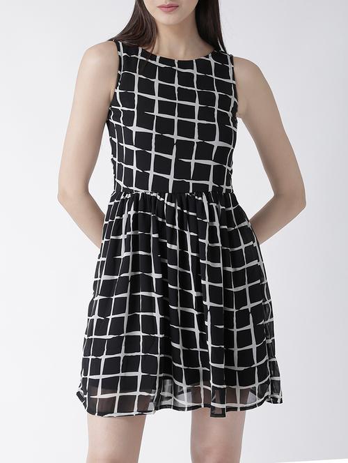 fit & flare checkered dress - 15026124 - Very Small Image - 1