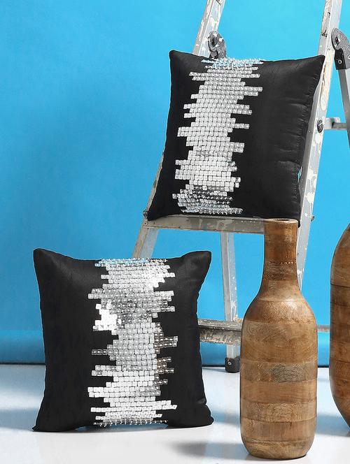 set of 2 embellished cushion covers - 15033685 - Very Small Image - 1