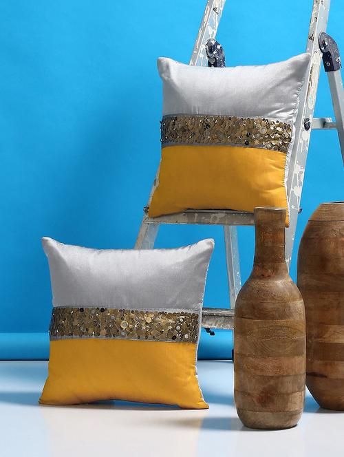 set of 2 embellished cushion covers - 15033692 - Very Small Image - 1
