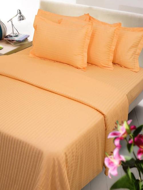 self striped king size bedsheet with 2 pillow covers - 15037713 - Very Small Image - 1