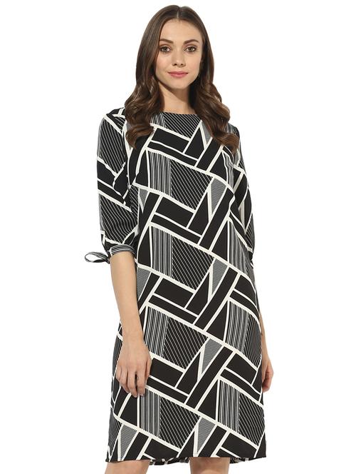 black crepe geometrical print shift dress - 15070572 - Very Small Image - 1