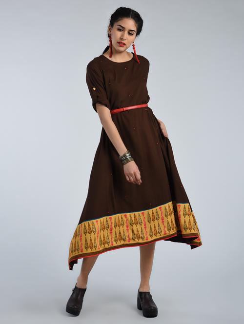 kargha printed border brown rayon flared dress (belt not included) - 15071671 - Very Small Image - 1