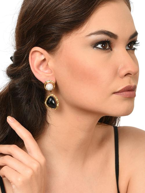black brass drop earring - 15079232 - Very Small Image - 1