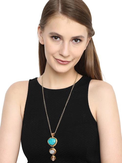 long necklace - 15079272 - Very Small Image - 1