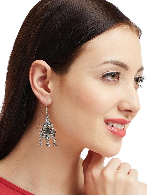 silver metal chandballi earring - 15079531 - Very Small Image - 1
