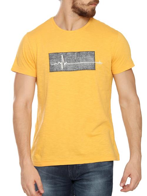yellow cotton chest print tshirt - 15086379 - Very Small Image - 1