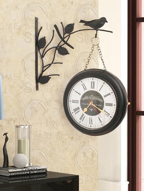 two sides station clock - 15117461 - Very Small Image - 1