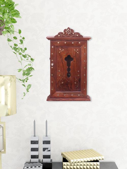 sheesham wood wall hanging key holder - 15117790 - Very Small Image - 1