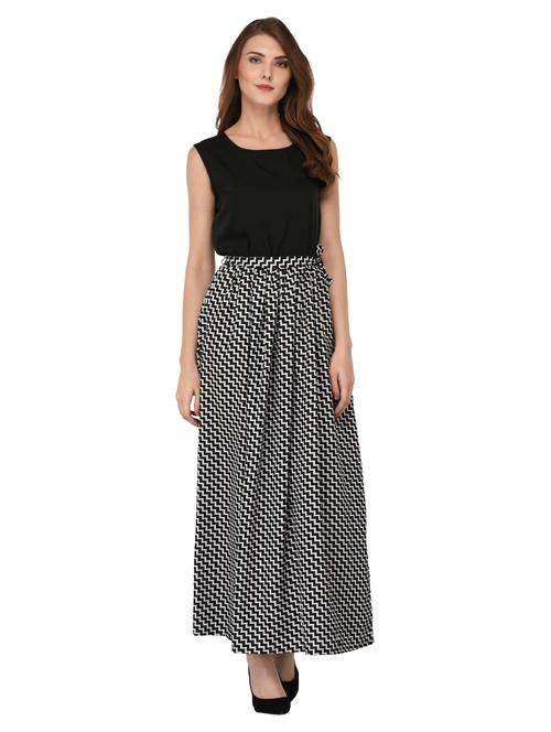 black chevron crepe maxi dress - 15132668 - Very Small Image - 1
