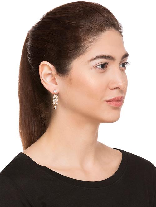 gold metal drop earring - 15145979 - Very Small Image - 1