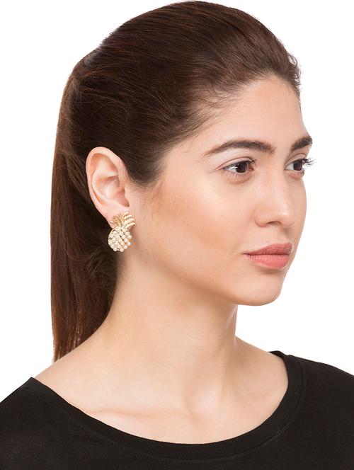 gold studs earring - 15146014 - Very Small Image - 1