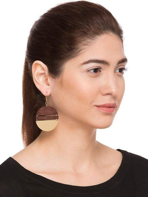gold metal drop earring - 15146017 - Very Small Image - 1