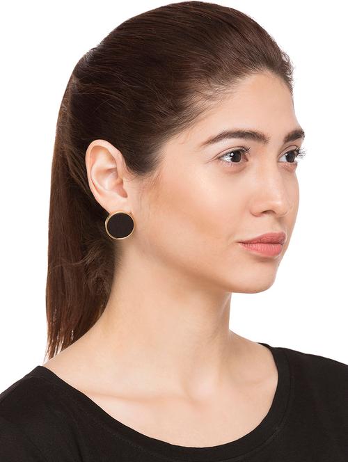 black metal studs earring - 15146019 - Very Small Image - 1