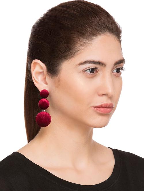 red velvet drop earring - 15146064 - Very Small Image - 1