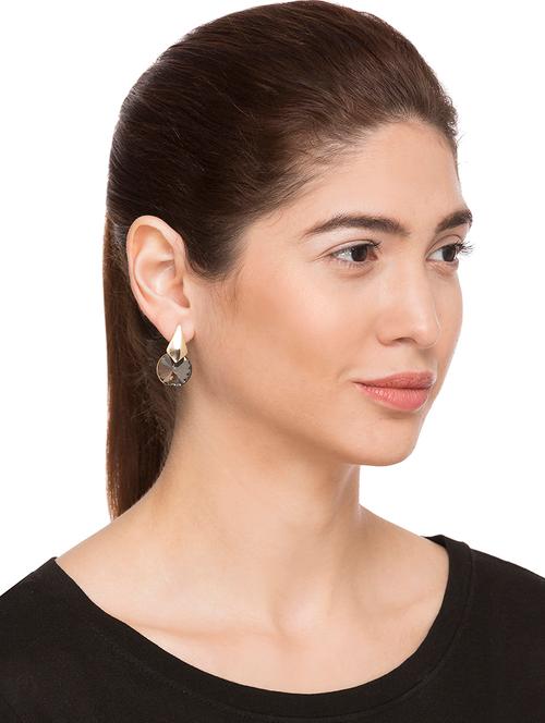 grey studs earring - 15146075 - Very Small Image - 1
