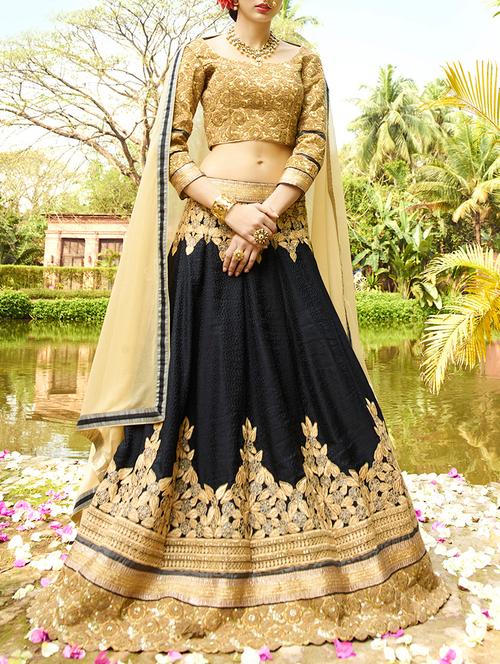 embroidered flared lehenga - 15148354 - Very Small Image - 1