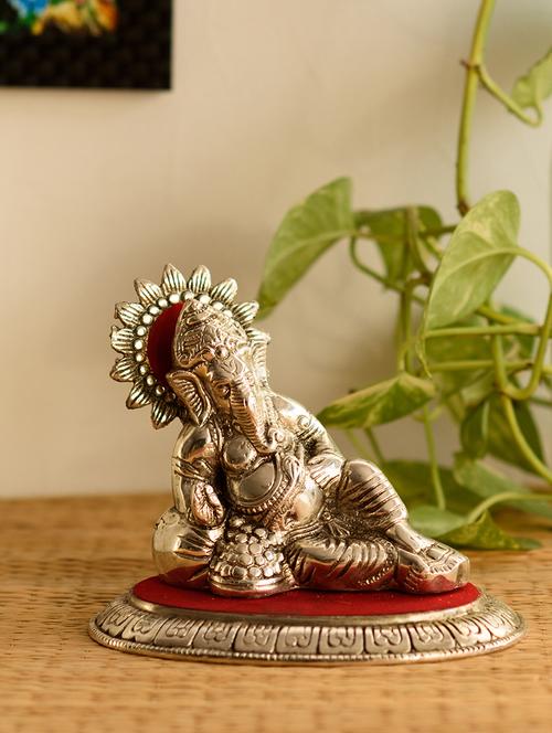 lord ganesha idol - 15149471 - Very Small Image - 1
