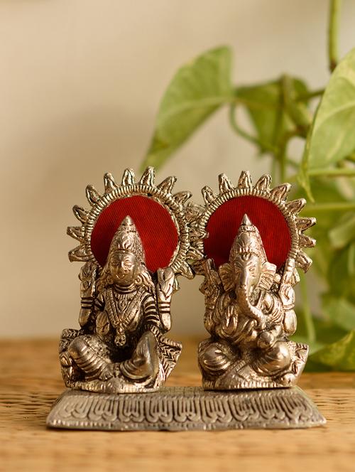 white metal statue of laxmi and ganesha - 15149477 - Very Small Image - 1