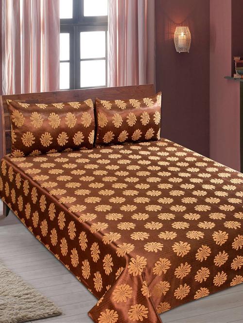 double bed cover with 2 pillow covers - 15165134 - Very Small Image - 1
