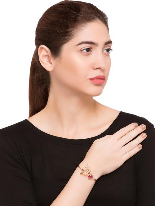 pink metal cuffs bracelet - 15165249 - Very Small Image - 1