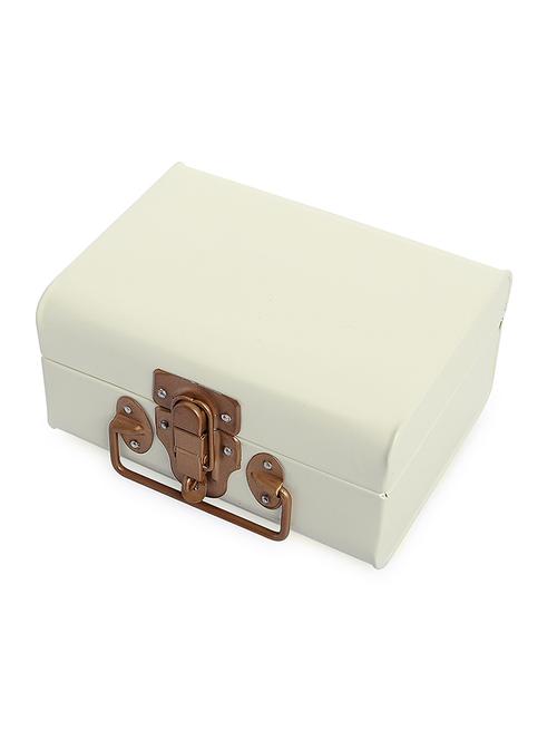 vintage style buxa metal trunk, decorative box, in, off white with gold accesorie - 15222230 - Very Small Image - 1
