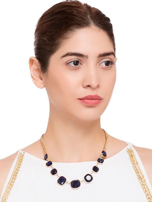 short necklace - 15253930 - Very Small Image - 1