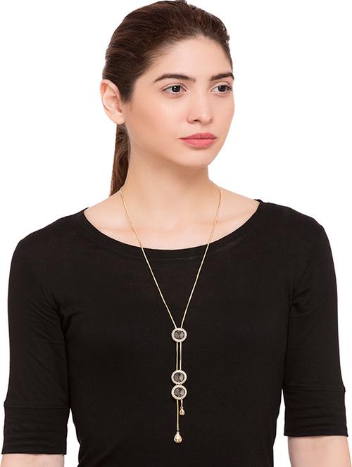 long necklace - 15253961 - Very Small Image - 1
