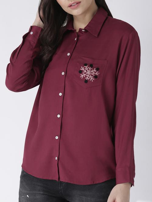embroidered pocket patch solid shirt - 15259989 - Very Small Image - 1