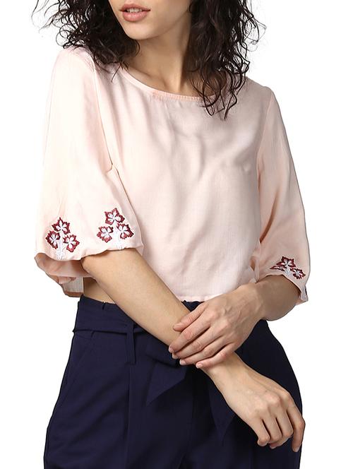 embroidered sleeve crop top - 15319582 - Very Small Image - 1