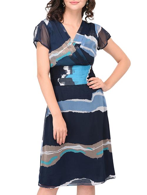 abstract printed overlap yoke dress - 15323411 - Very Small Image - 1