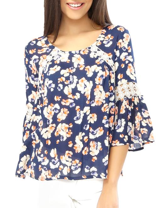 bell sleeved printed top - 15324940 - Very Small Image - 1