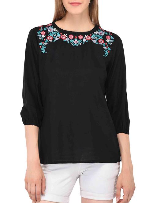 embroidered round neckline top - 15349478 - Very Small Image - 1