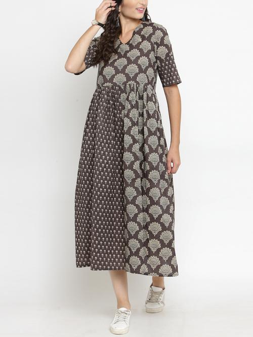 fit & flare printed dress - 15359812 - Very Small Image - 1